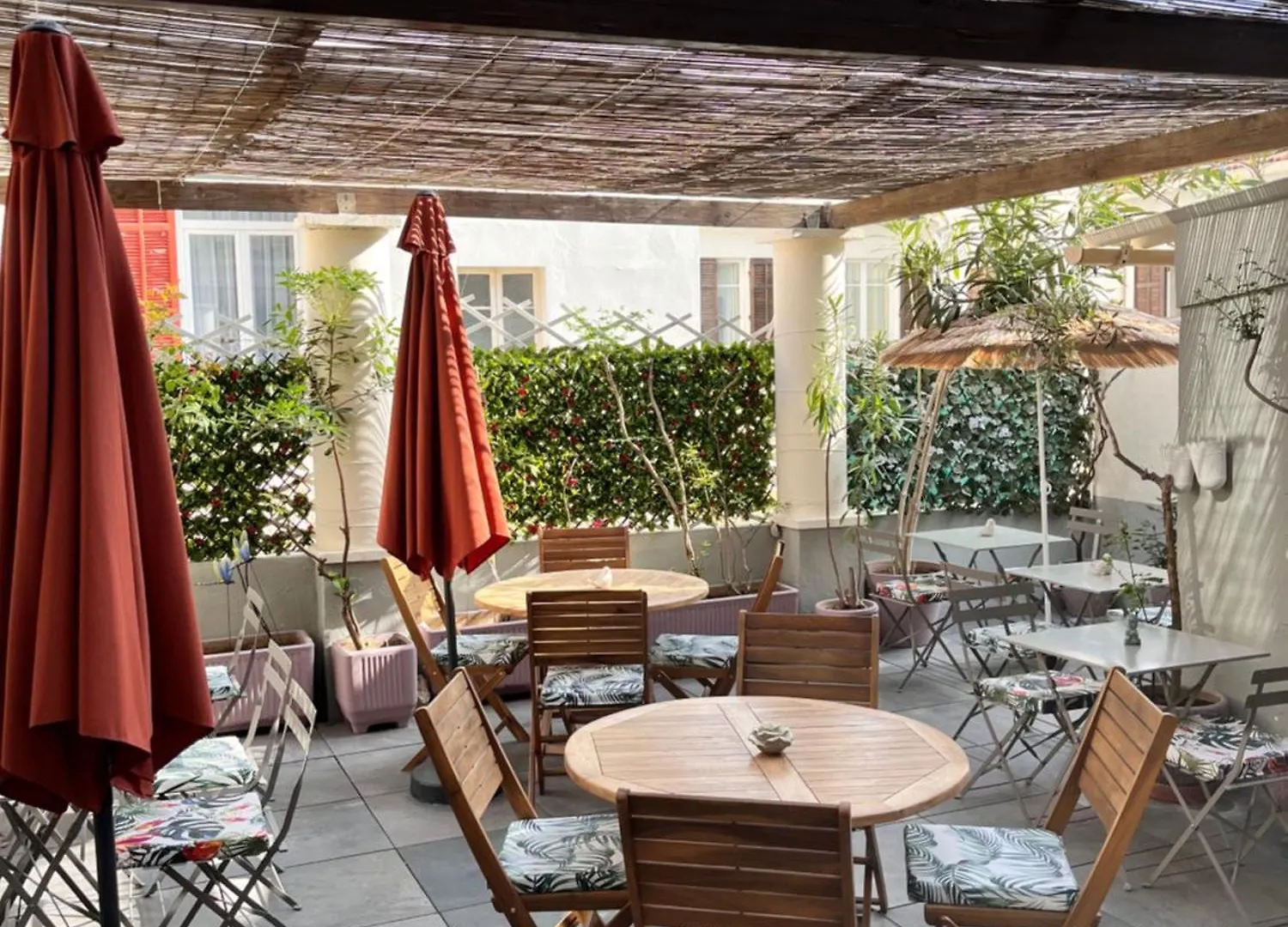 Hotel Eden - La Baigneuse Juan-les-Pins 3*,  France
