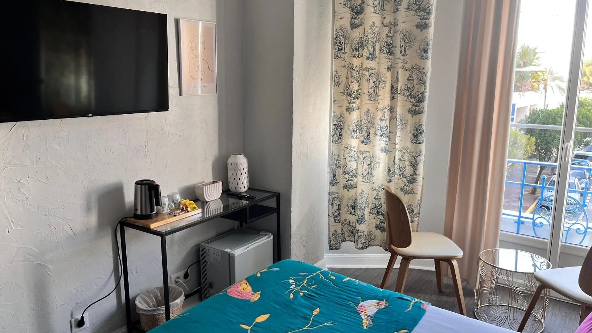 Hotel Eden - La Baigneuse Juan-les-Pins 3*,  Frankreich